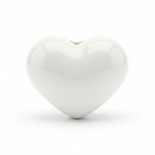 Dije Pasador Corazón Liso Blanco 1.8 cm Acrílico