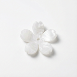 Flor Mediana Nacarada Blanca Acrílico