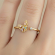Anillo B #71 Ajustable Mariposa Piedra Multi Rodinado