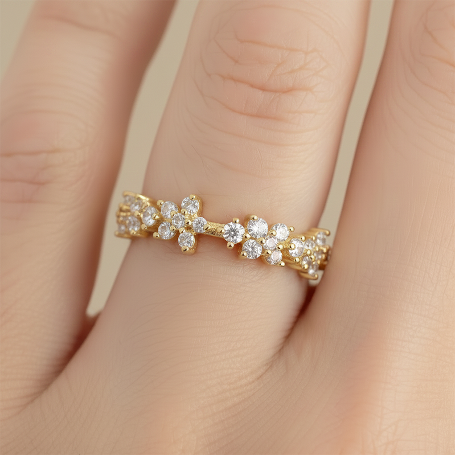 Anillo B #77 Ajustable Flores Pequeñas Circones Rodinado