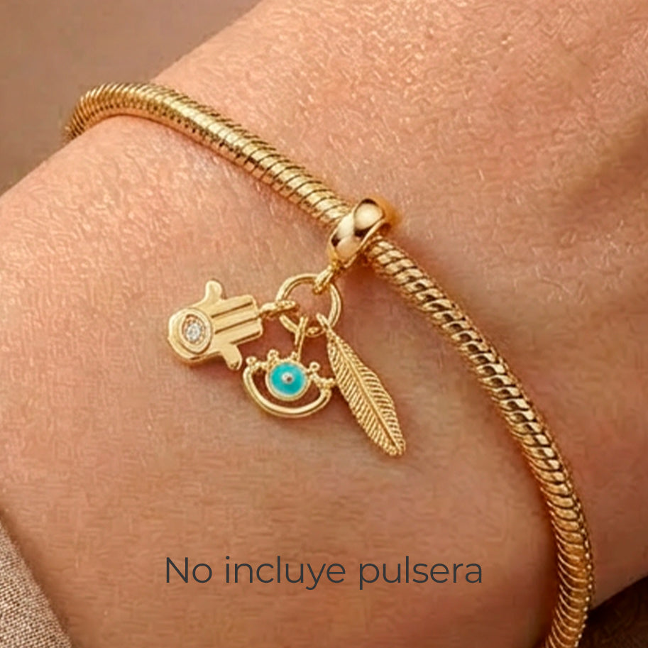 Charm De Protección Dorado Rodinado