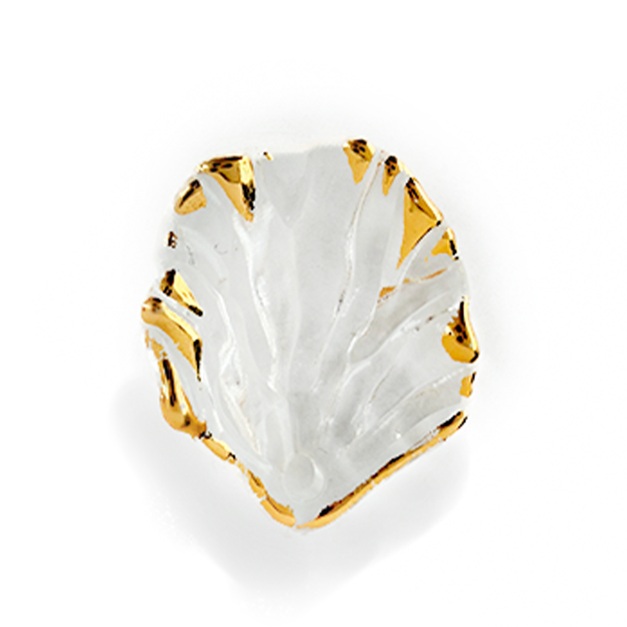 Concha Plastica Blanca Gold 15 x 17mm x Unidad