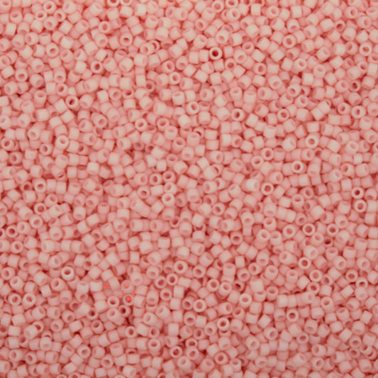 Miyuki Matte Opaque Light Salmon / 10gr / DB-1513