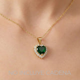 Dije Corazón Dorado Piedra Verde Rodinado