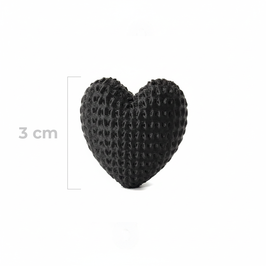 Dije Pasador Corazón Negro 3Cm Tejido Acrílico