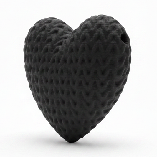 Dije Pasador Corazón Negro 3Cm Tejido Acrílico