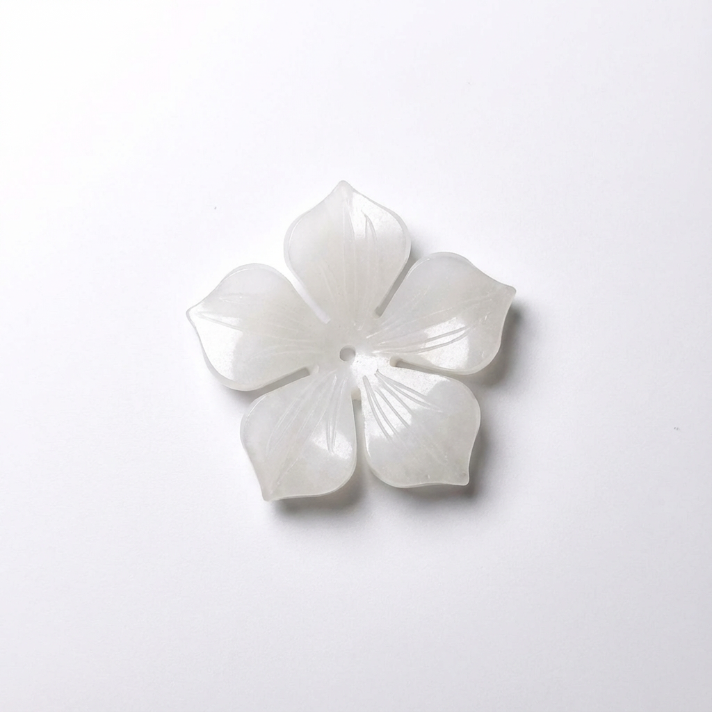 Flor Nacarada Blanca Acrílico