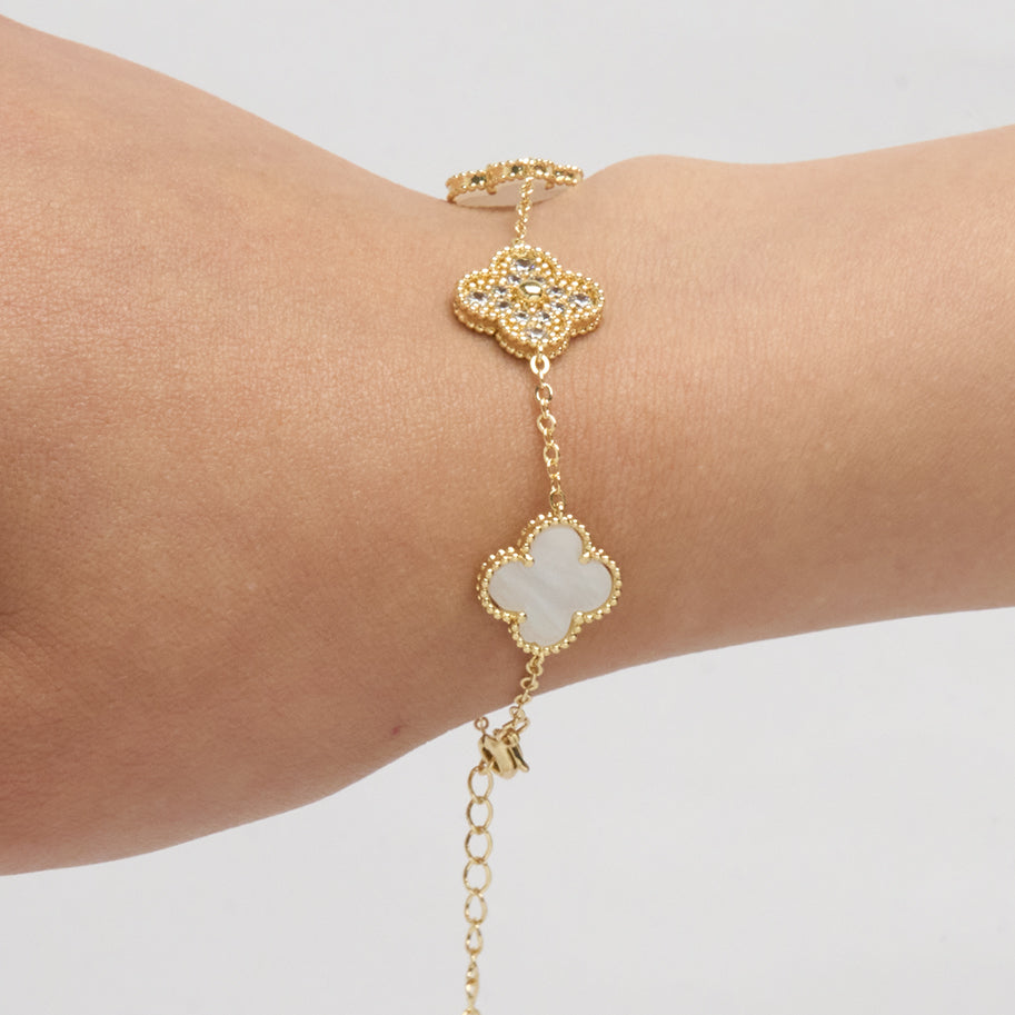 Pulsera Trébol Clov Piedra Blanca Circones Dorado Rodinado