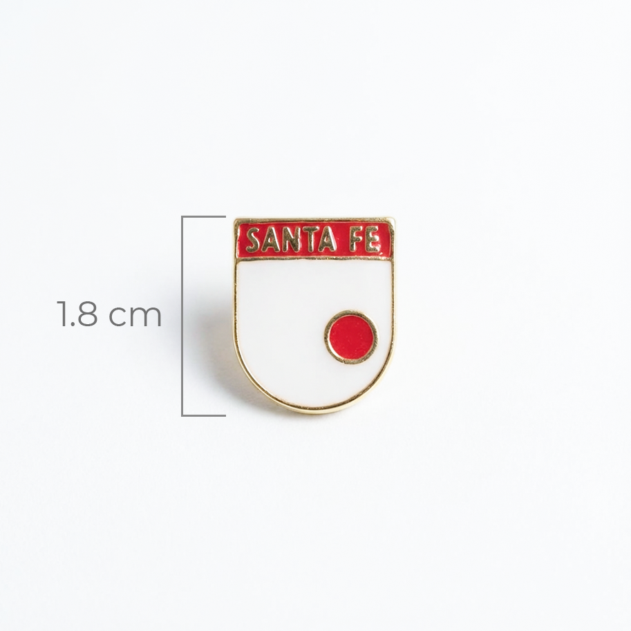 Dije Escudo Santa Fe Gold Filled